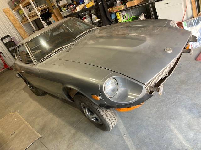 Datsun-260z-1974-silver