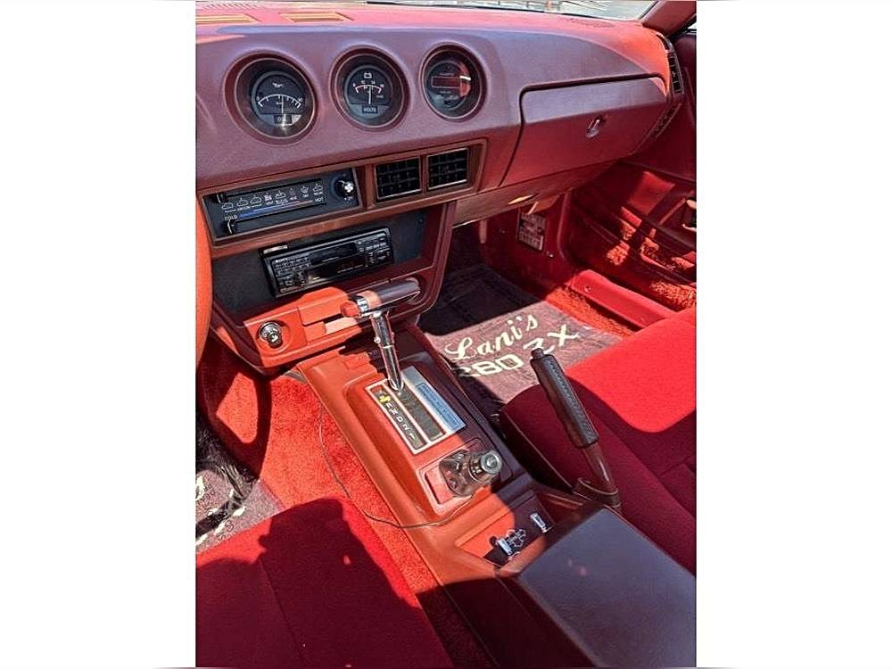 Datsun-280-zx-1980-custom-14
