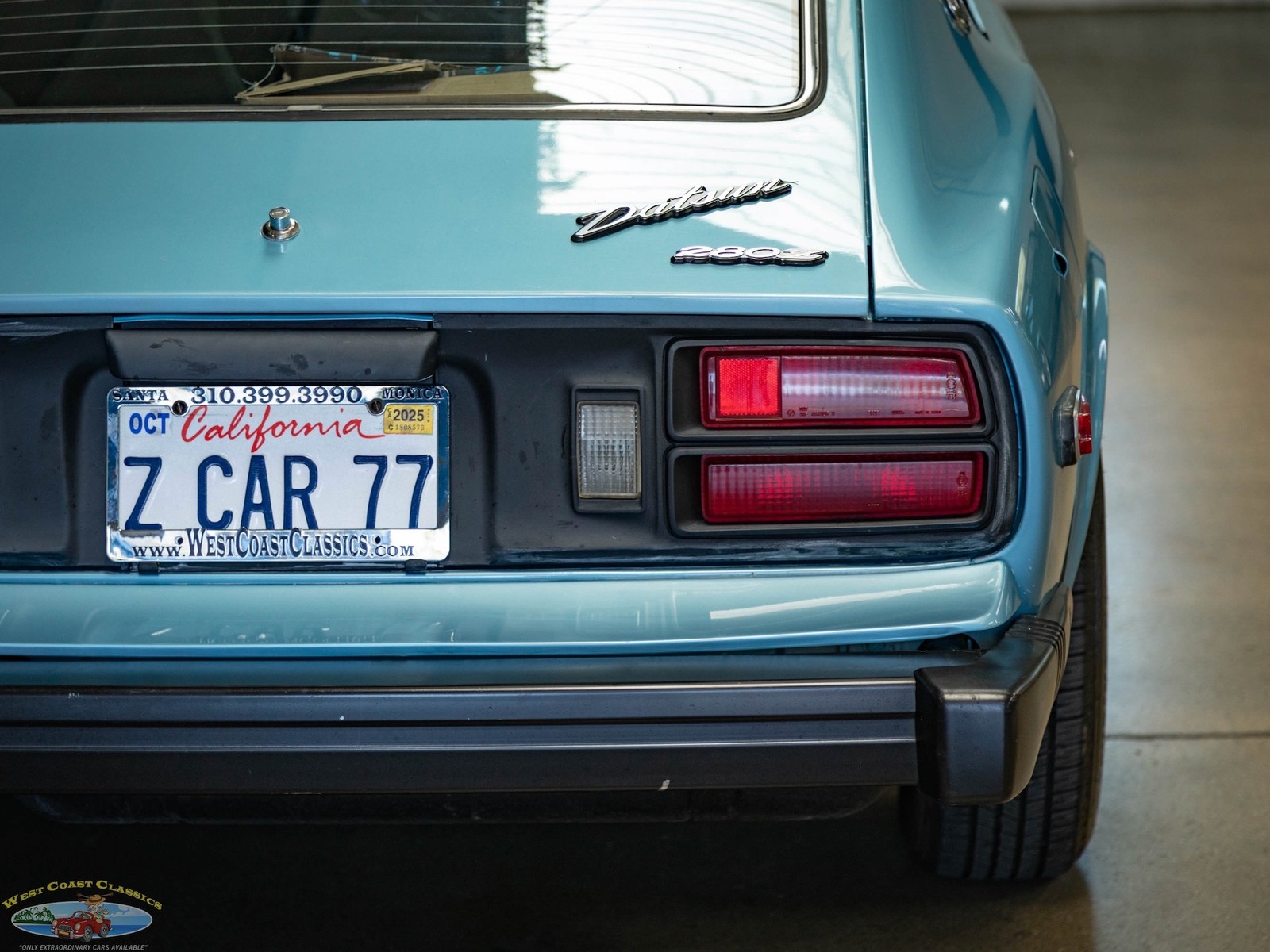 Datsun-280Z-5-spd-Coupe-1977-2-Door-Coupe-20