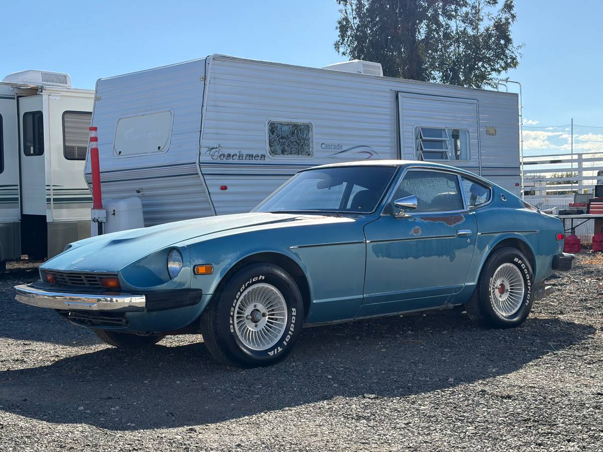 Datsun-280z-1975-blue-14