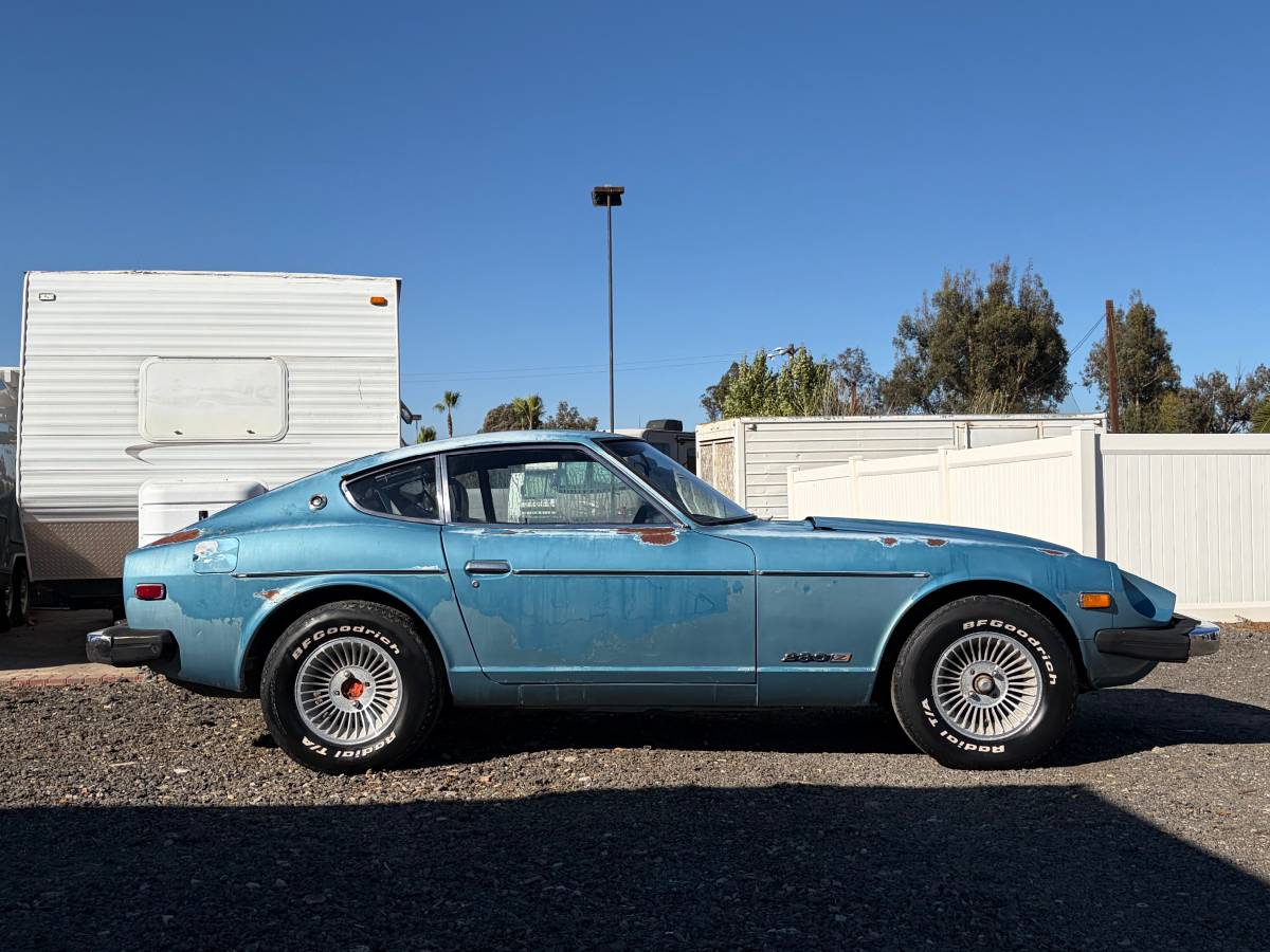 Datsun-280z-1975-blue-16