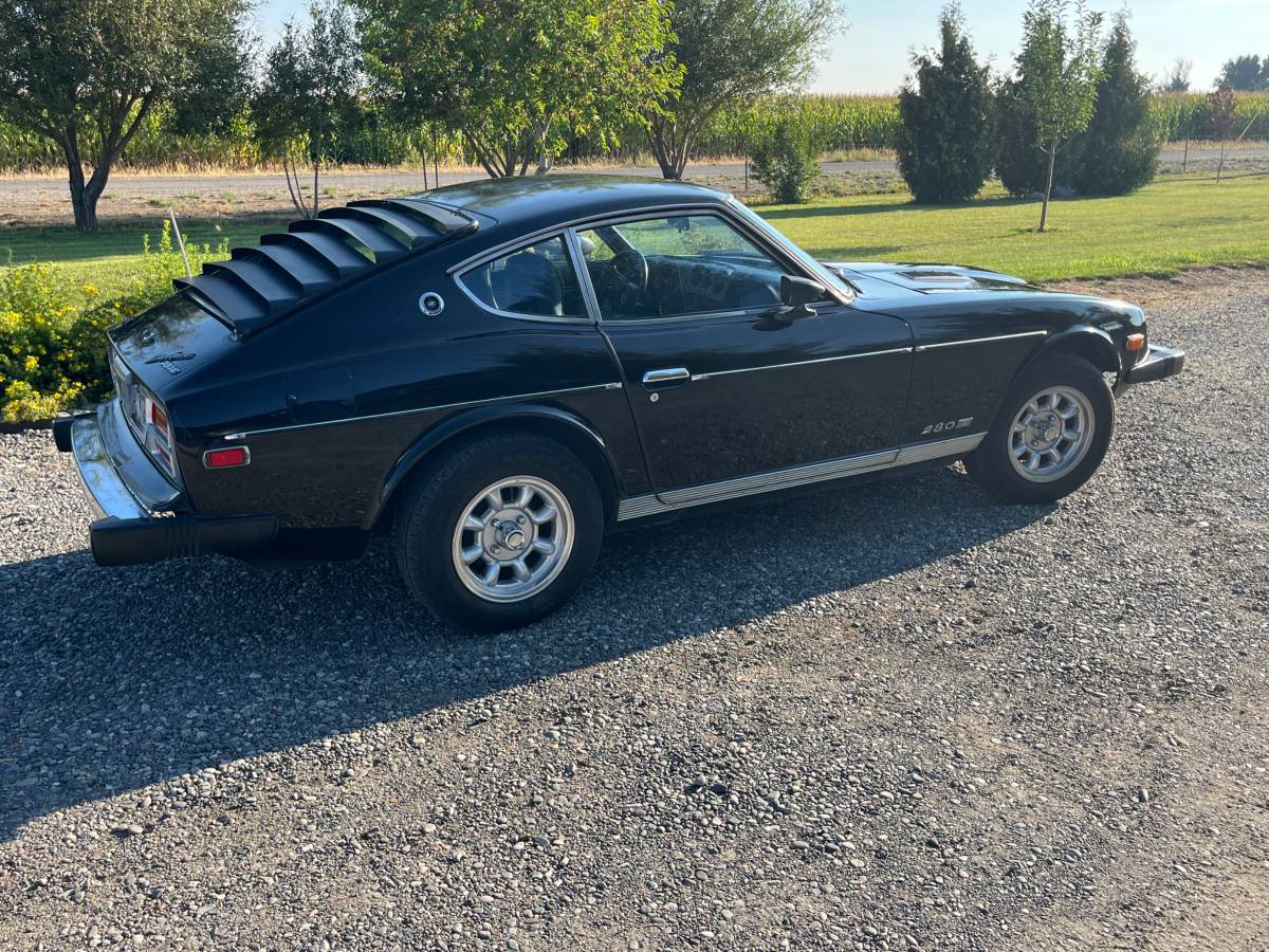 Datsun-280z-1978-black