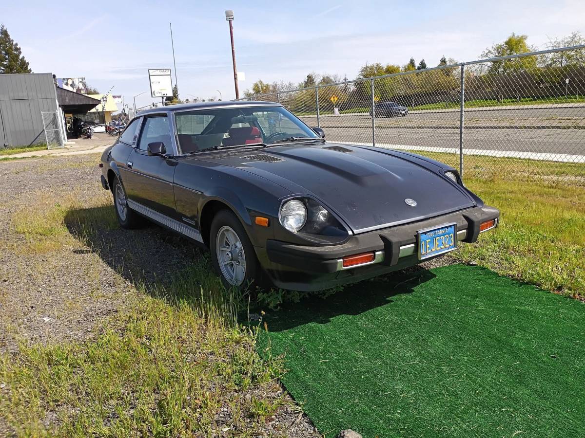 Datsun-280z-1981-black-4