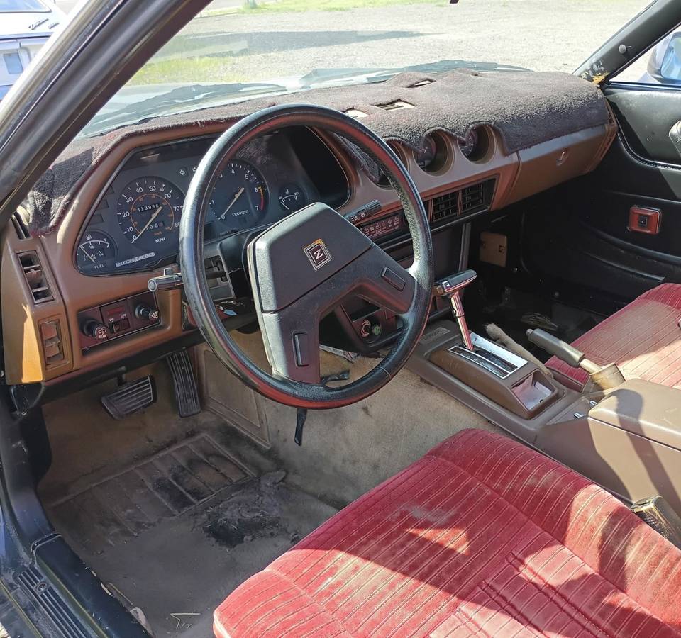 Datsun-280z-1981-black-5