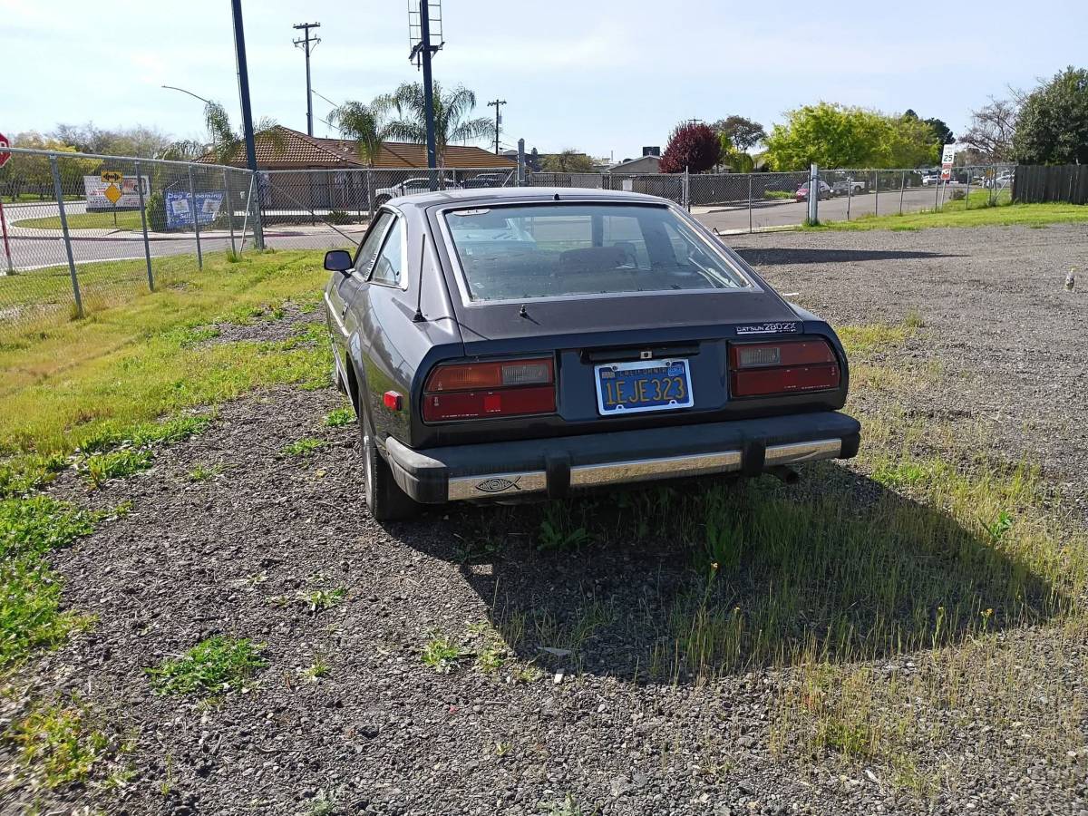 Datsun-280z-1981-black-6