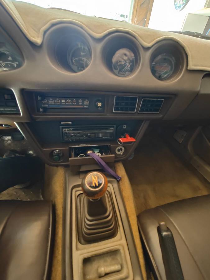 Datsun-280zx-1979-brown-5