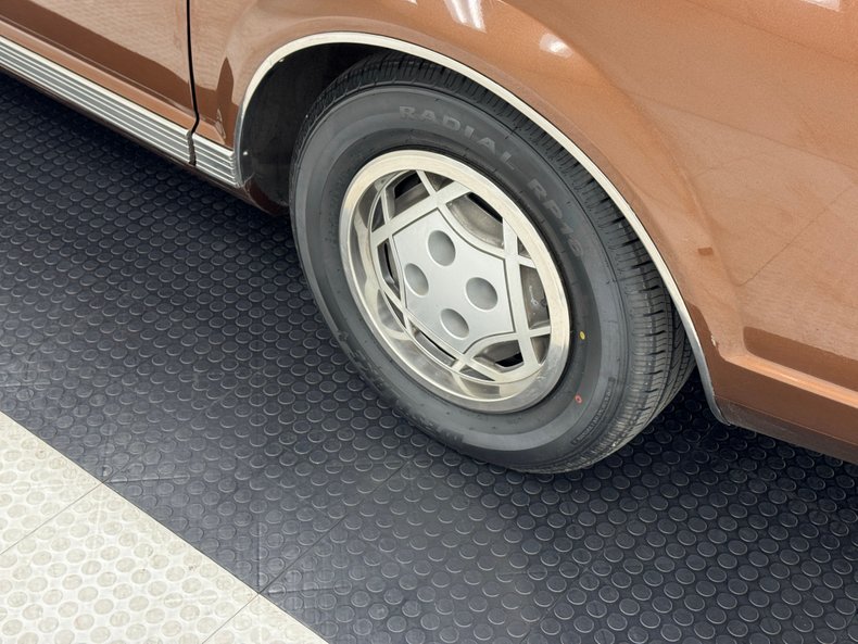 Datsun-280zx-1980-Mahogany-Metallic-Tan-24