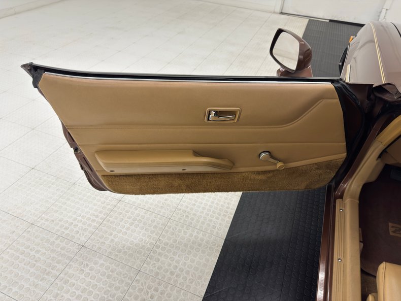 Datsun-280zx-1980-Mahogany-Metallic-Tan-37