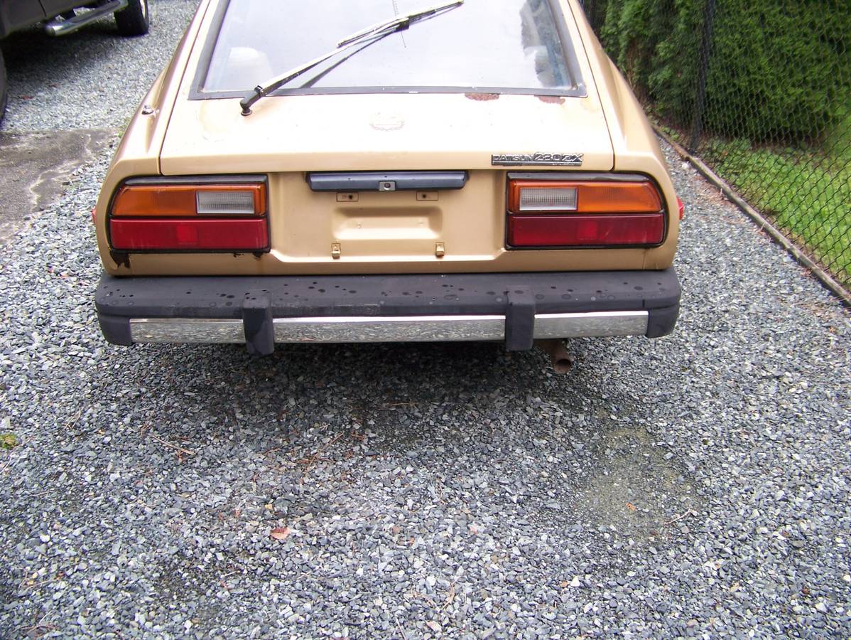 Datsun-280zx-1980-brown-3