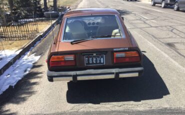 Datsun-280zx-1980-brown