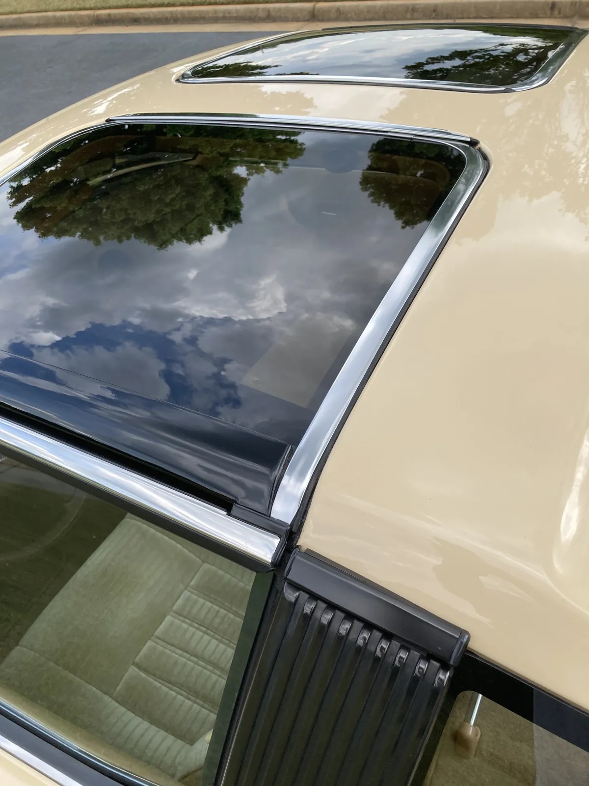 Datsun-280zx-1982-Cameo-Beige-Tan-4