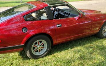 Datsun-280zx-1983-Candy-Apple-Red-Grey-Leather-3