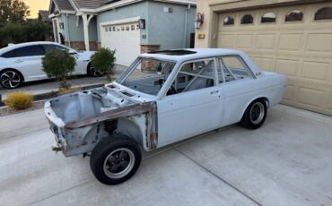 Datsun-510-1969-grey-3
