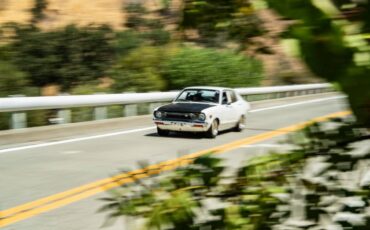 Datsun-b210-1974-white-10