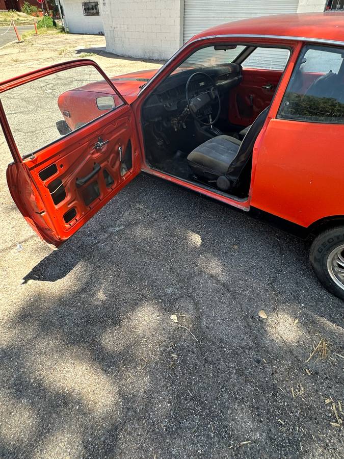 Datsun-b210-1978-orange-13