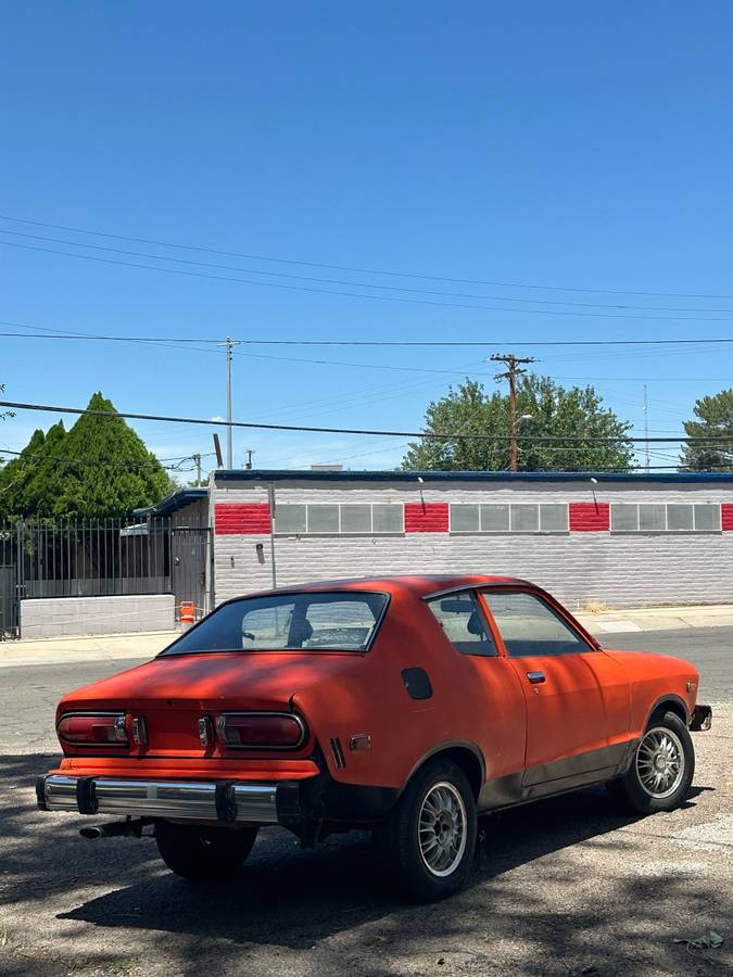 Datsun-b210-1978-orange-15