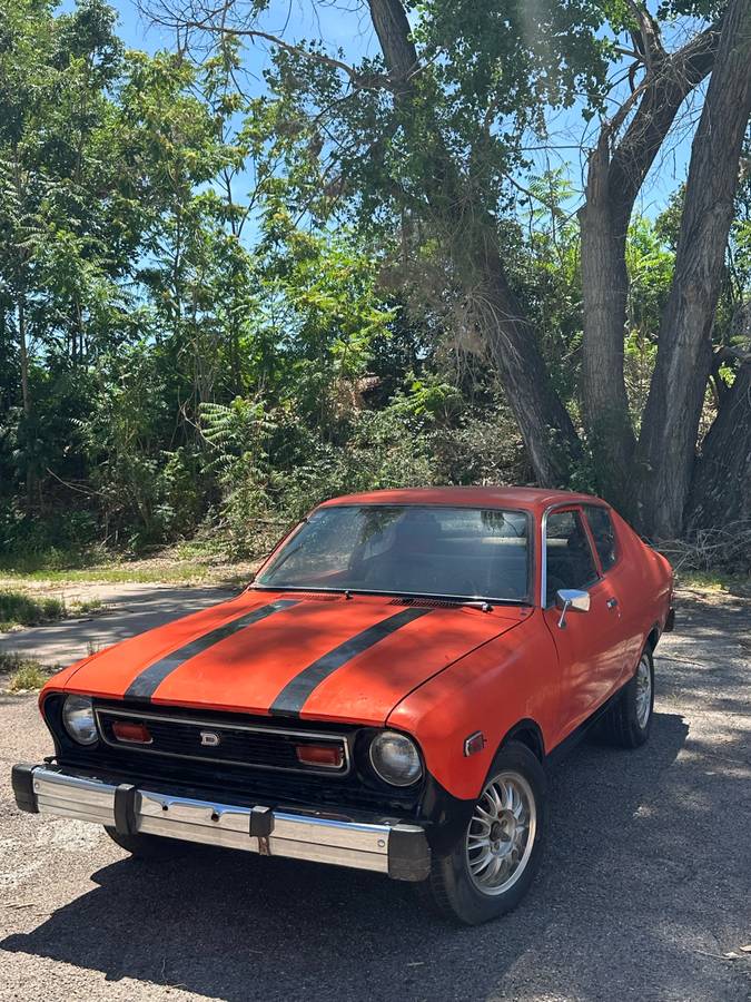 Datsun-b210-1978-orange-18