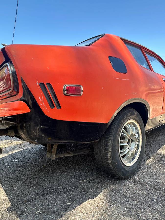 Datsun-b210-1978-orange-2