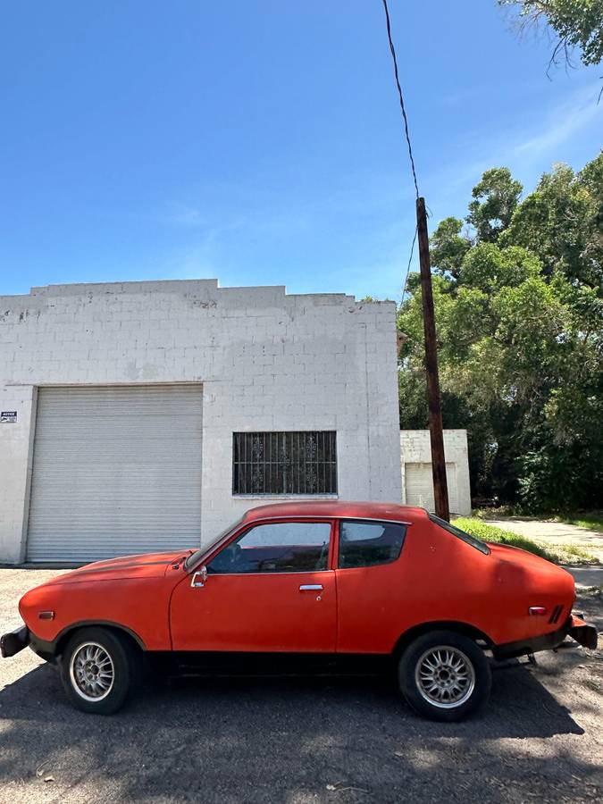 Datsun-b210-1978-orange-21