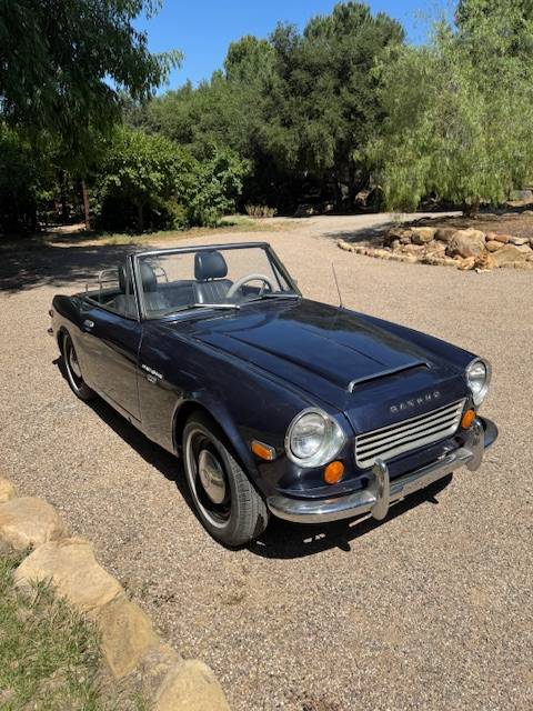 Datsun-fairlady-roadster-1968-20