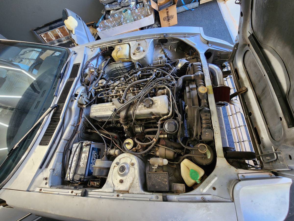 Datsun-nissan-280-zx-1982-grey-12
