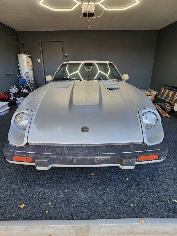 Datsun-nissan-280-zx-1982-grey