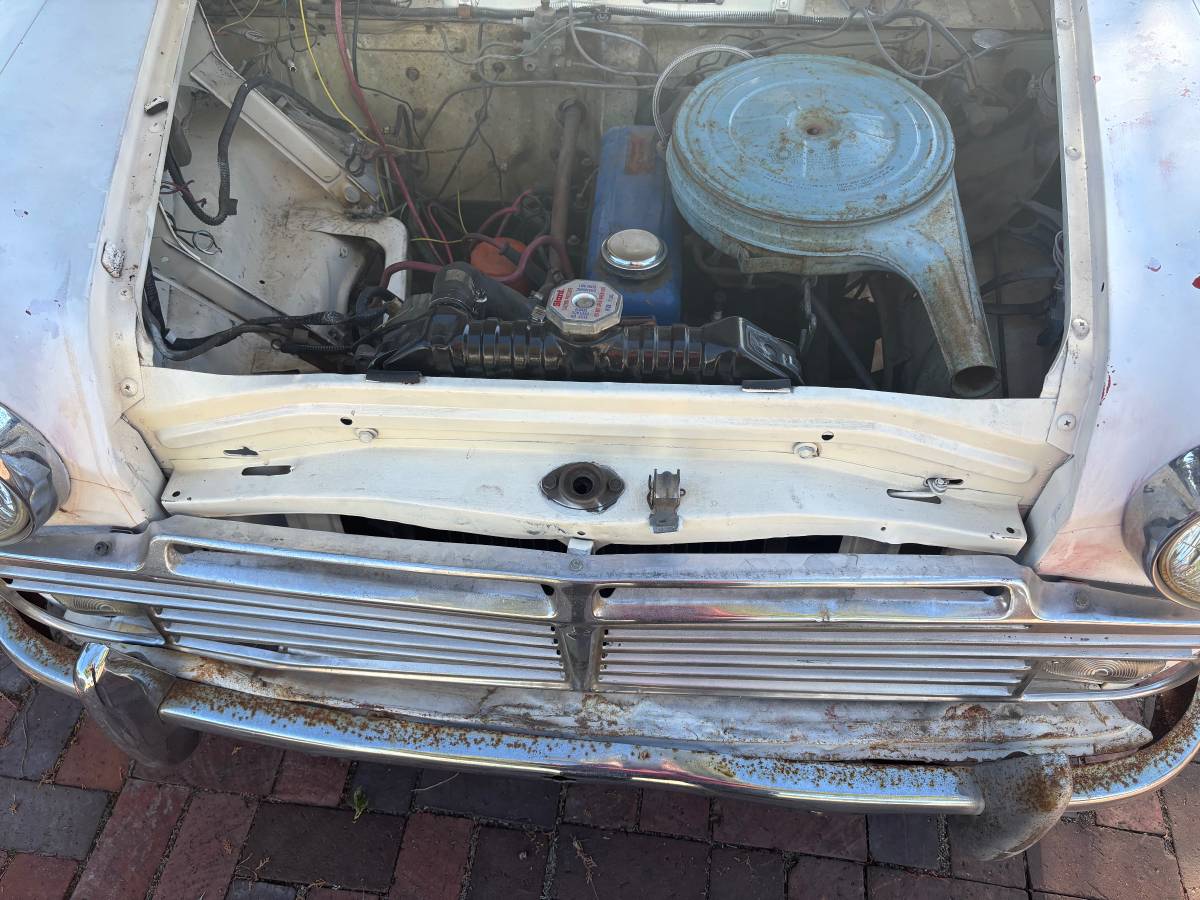 Datsun-pickup-truck-nl-320-1965-white-5