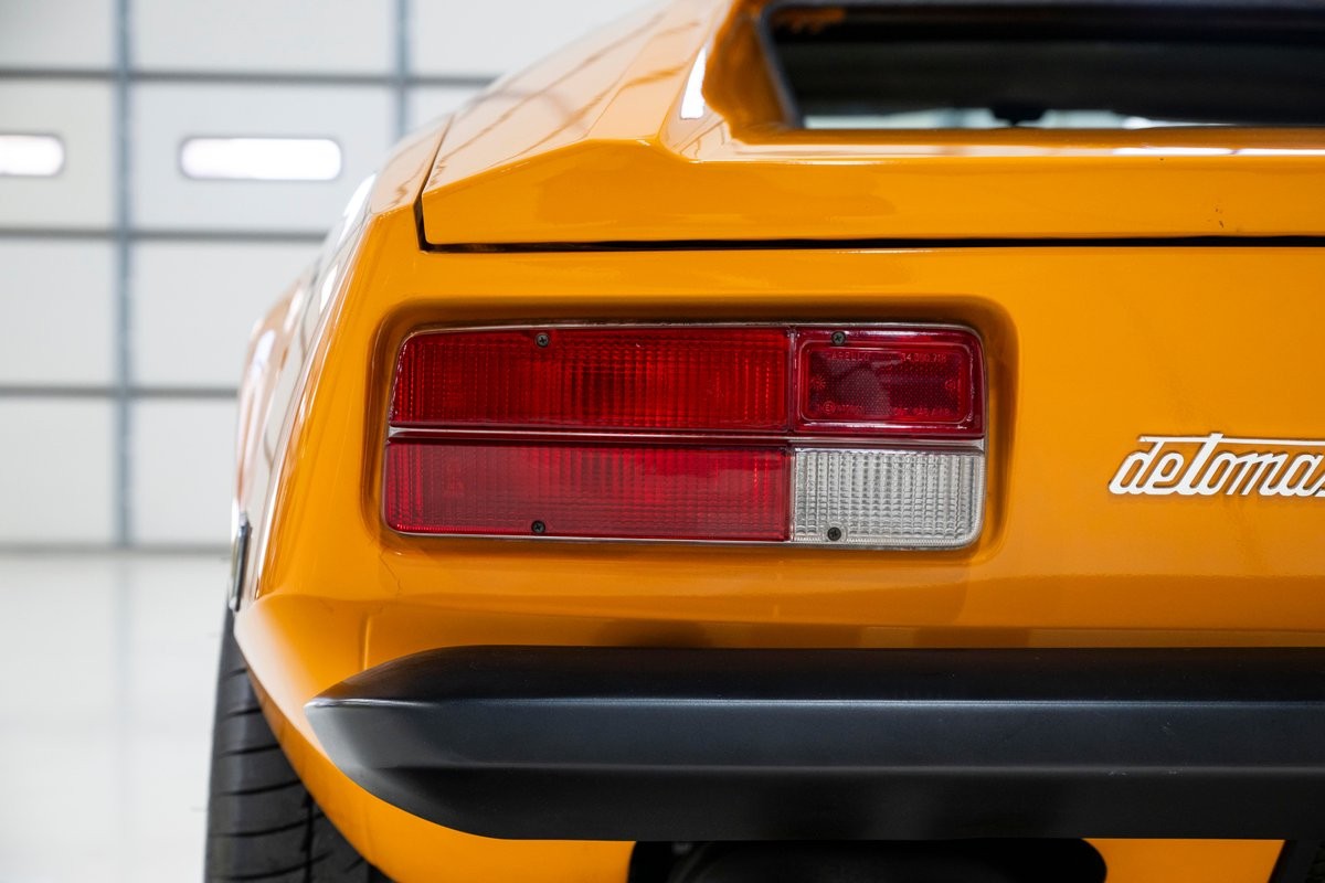 De-Tomaso-Pantera-1974-22