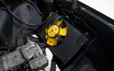 De-Tomaso-Pantera-1974-32