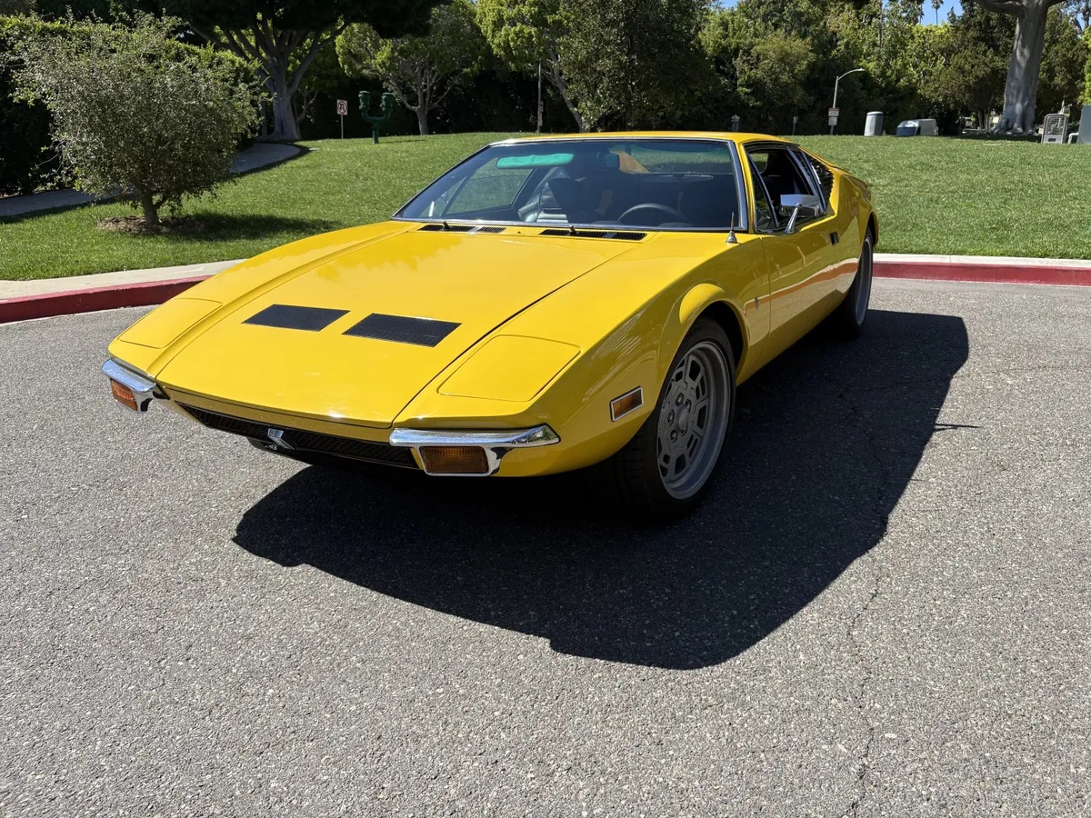 De-tomaso-Pantera-1972-Yellow-Black-17