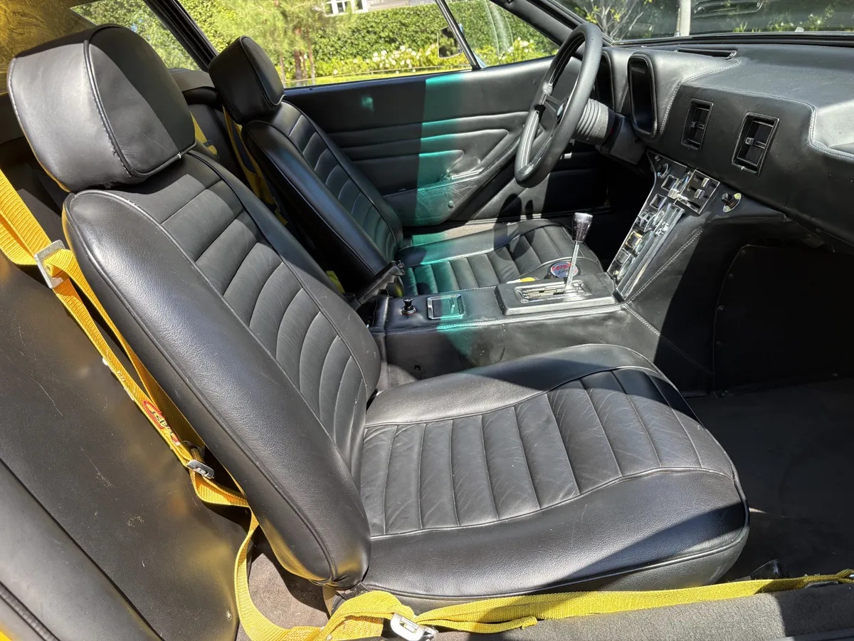 De-tomaso-Pantera-1972-Yellow-Black-18