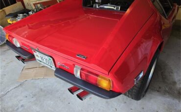 De-tomaso-Pantera-1974-Red-Black-10