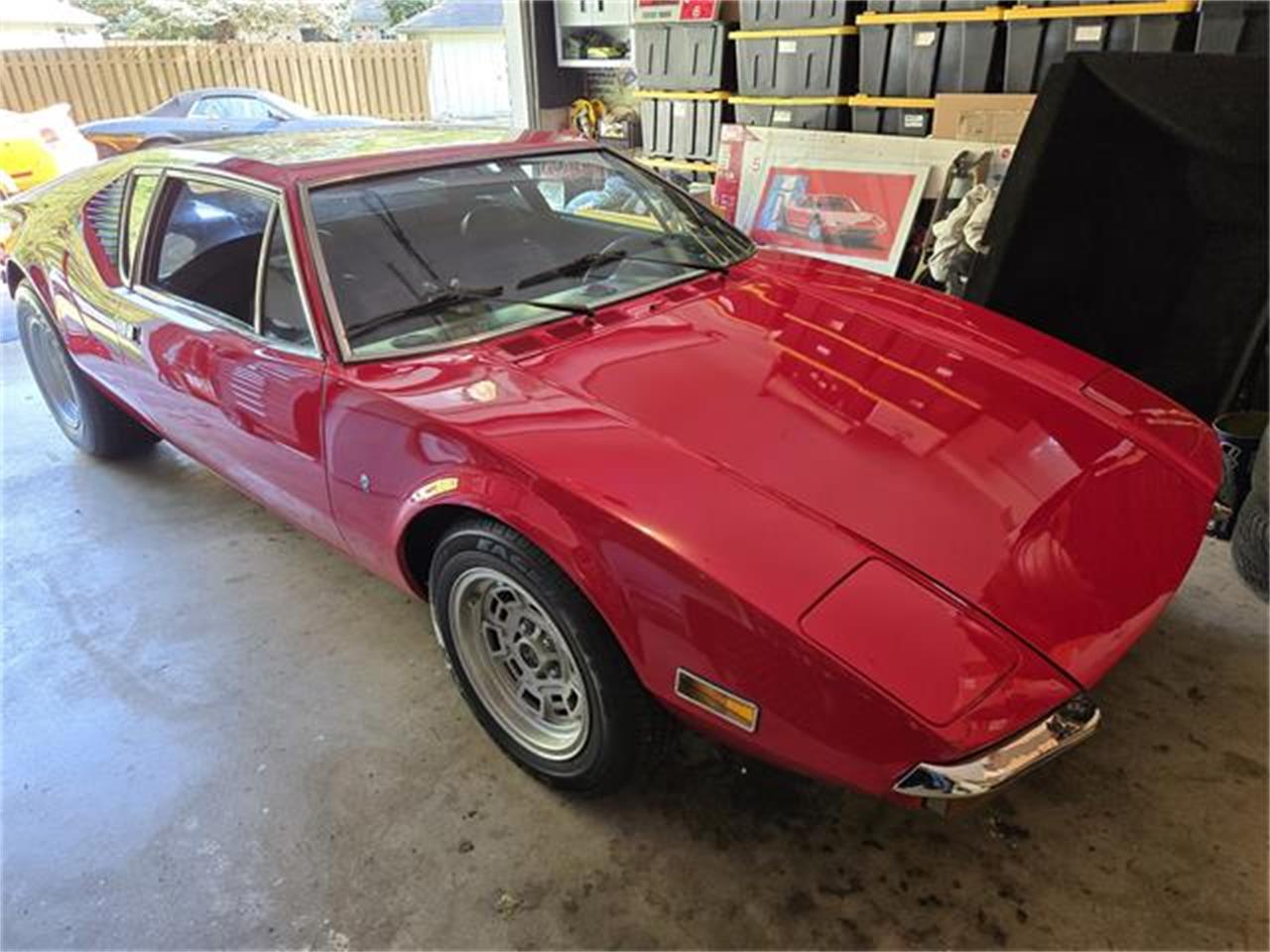 De-tomaso-Pantera-1974-Red-Black-2