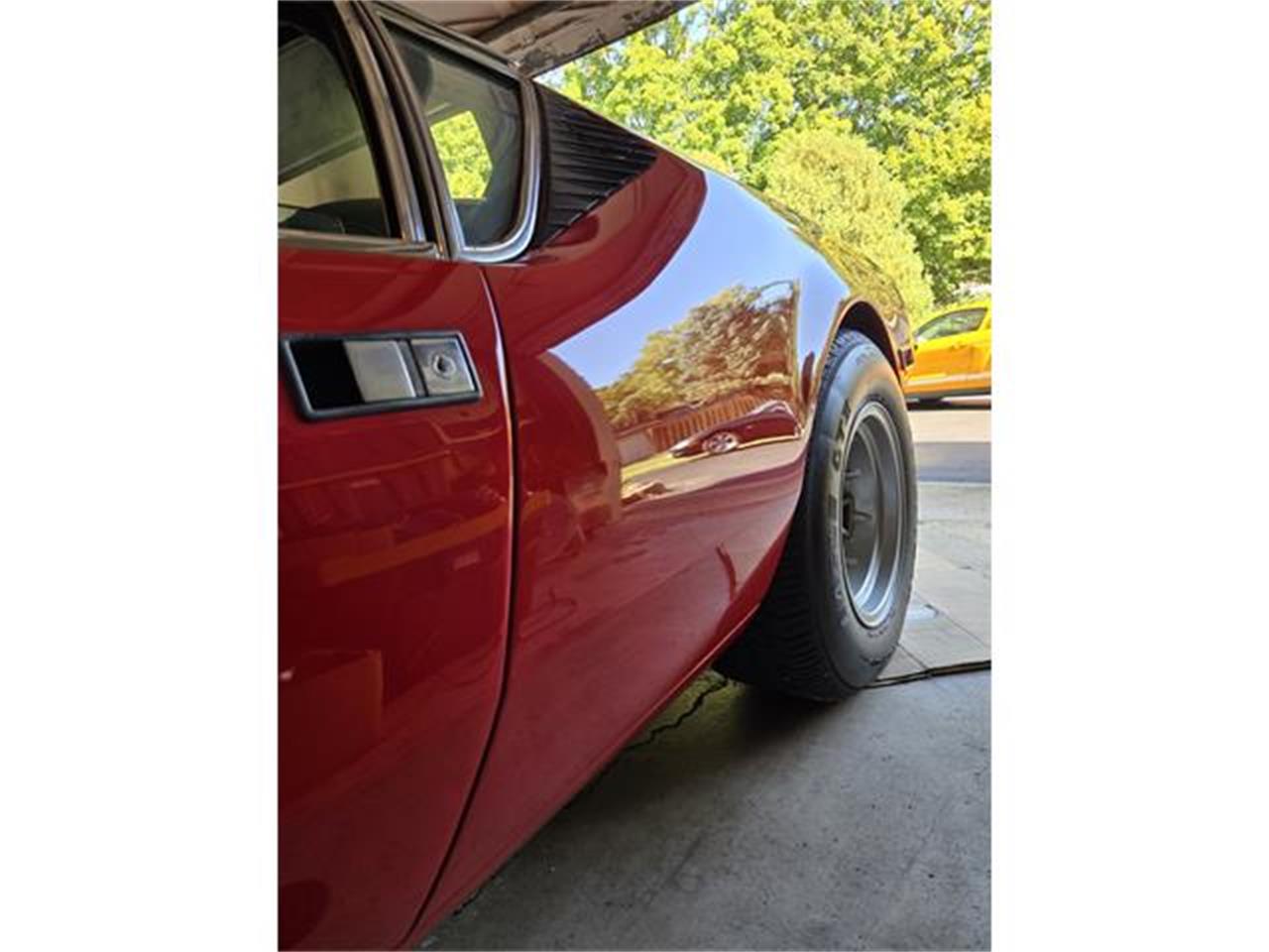De-tomaso-Pantera-1974-Red-Black-30