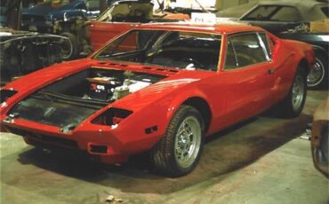 De-tomaso-Pantera-1974-Red-Black-52