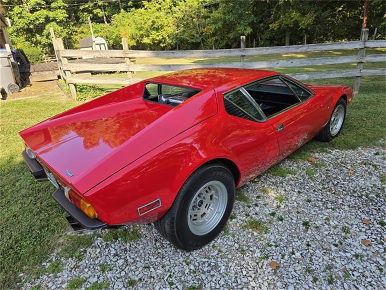 De-tomaso-Pantera-1974-Red-Black-7