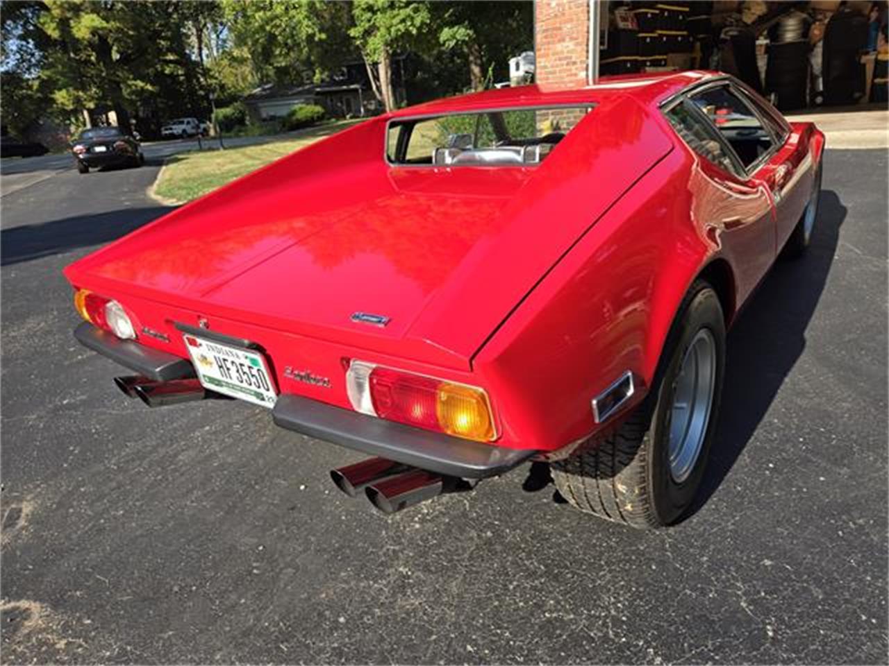 De-tomaso-Pantera-1974-Red-Black-9