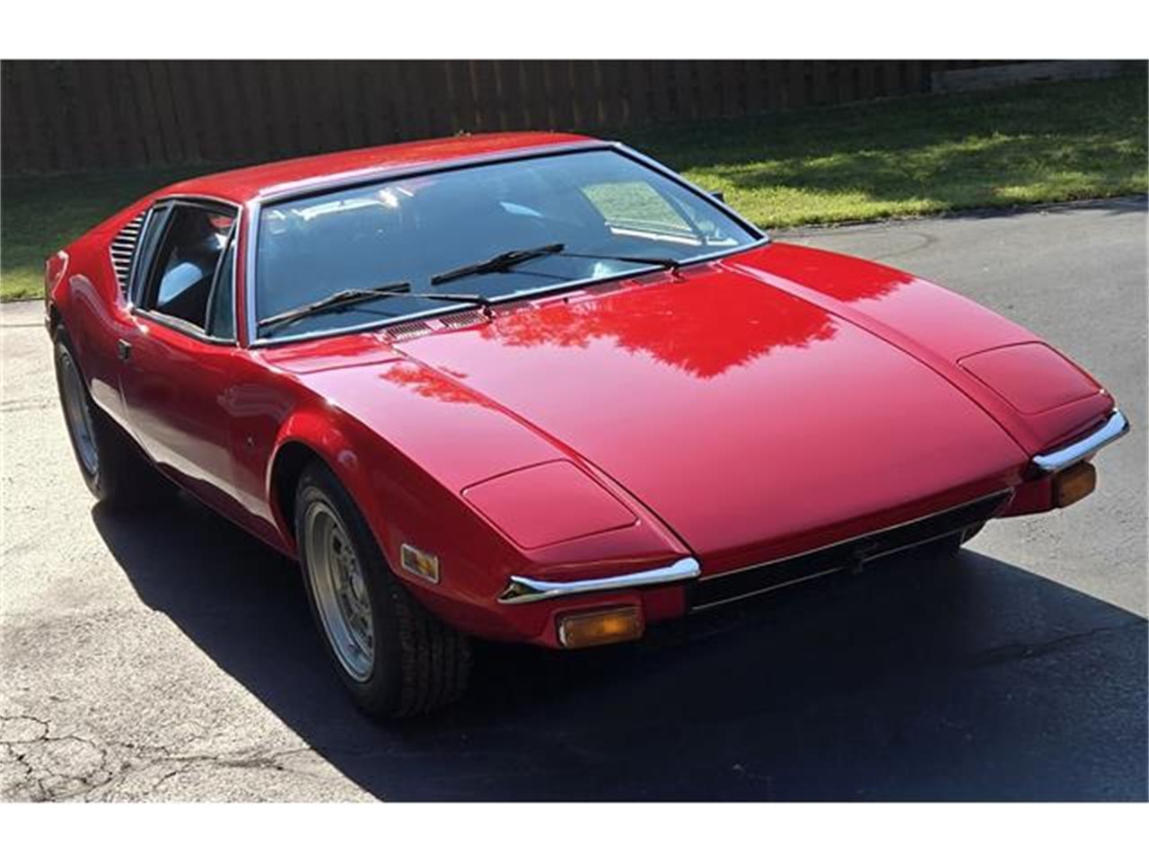 De-tomaso-Pantera-1974-Red-Black-91