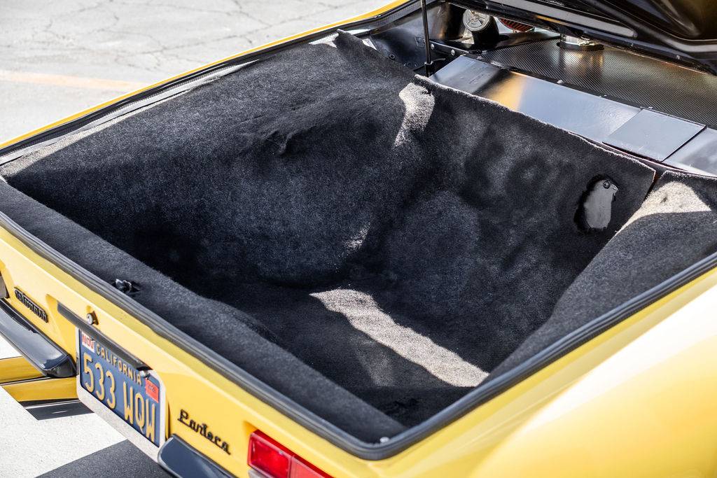De-tomaso-pantera-1972-19
