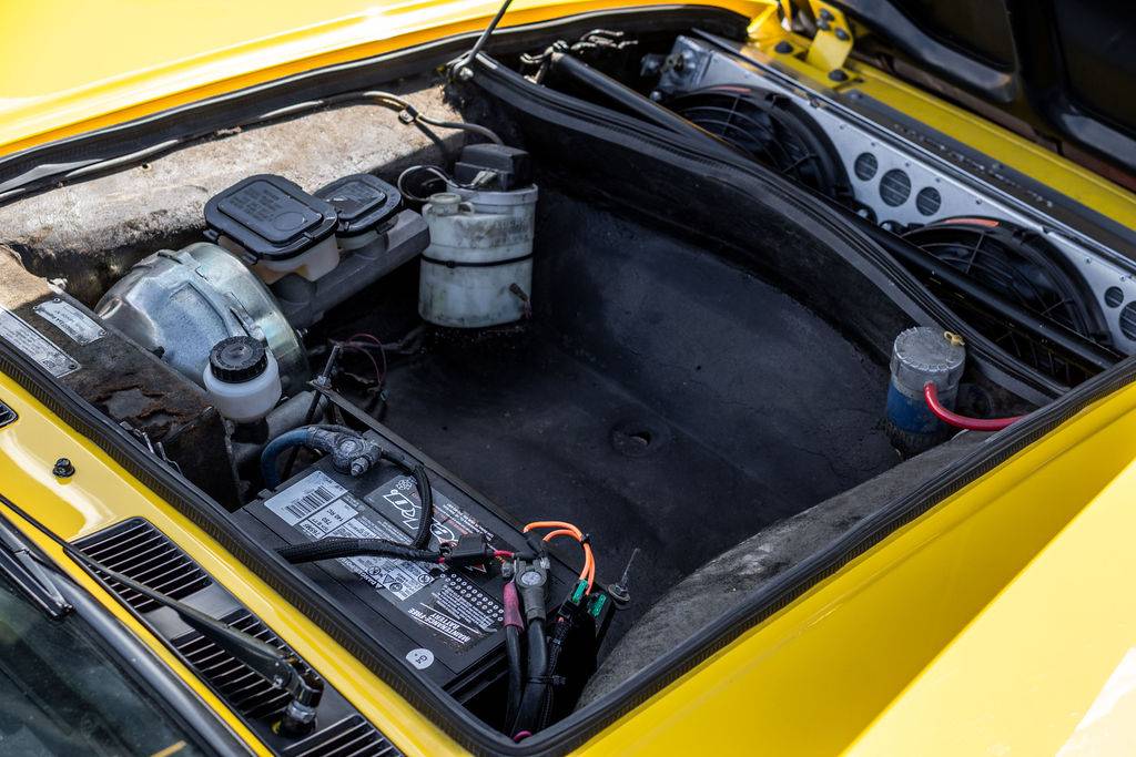 De-tomaso-pantera-1972-21