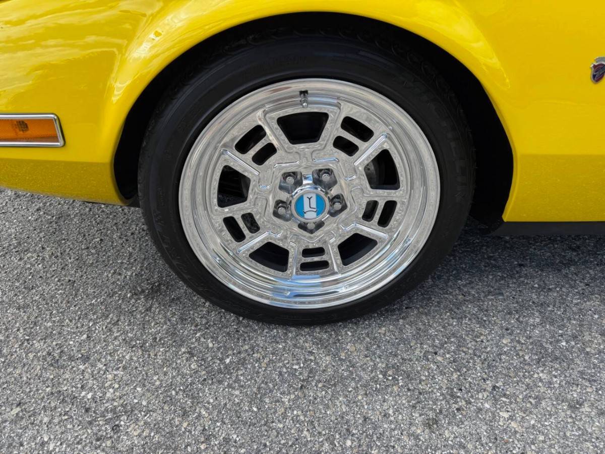 De-tomaso-pantera-1974-yellow-2
