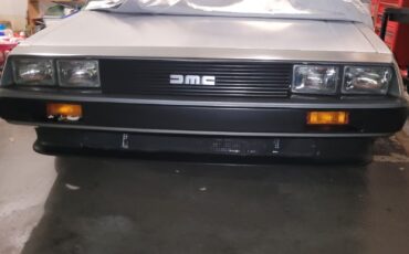 DeLorean-DMC-12-1981-4