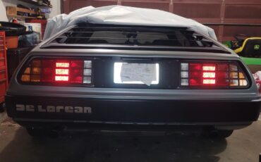 DeLorean-DMC-12-1981-5