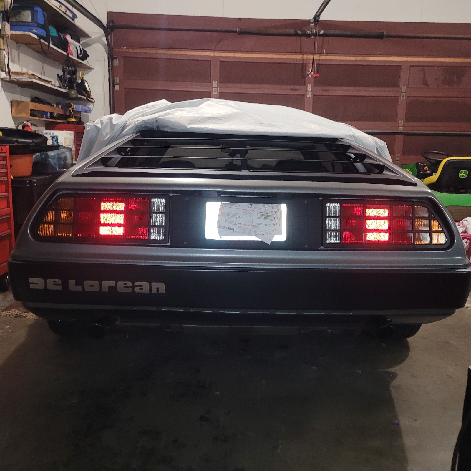 DeLorean-DMC-12-1981-5