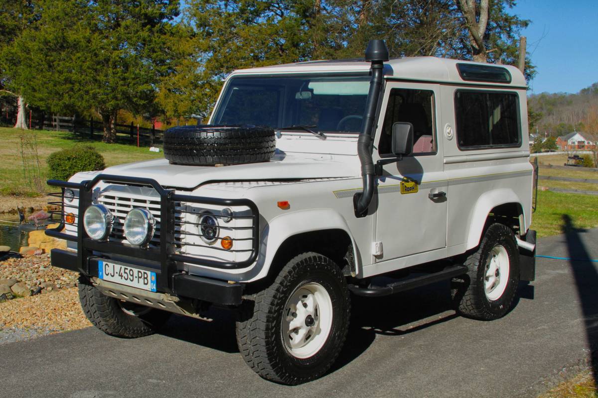 Defender-90-trophy-diesel-1993-white-2