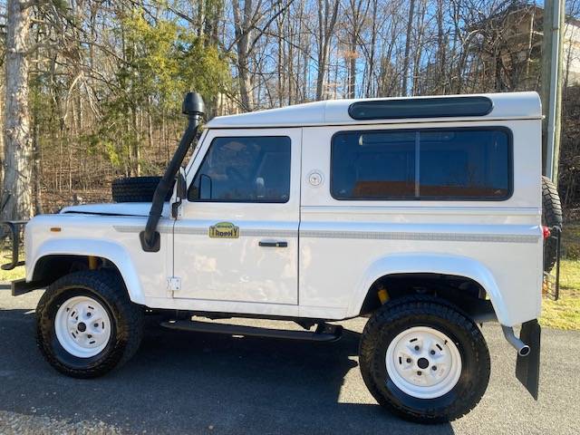 Defender-90-trophy-diesel-1993-white-5