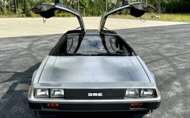 Delorean-dmc-12-1981-2