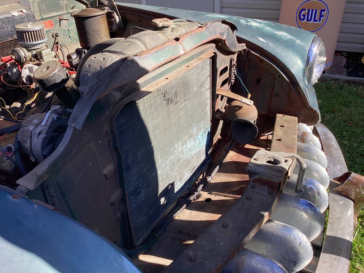 Desota-sedan-1953-green-12