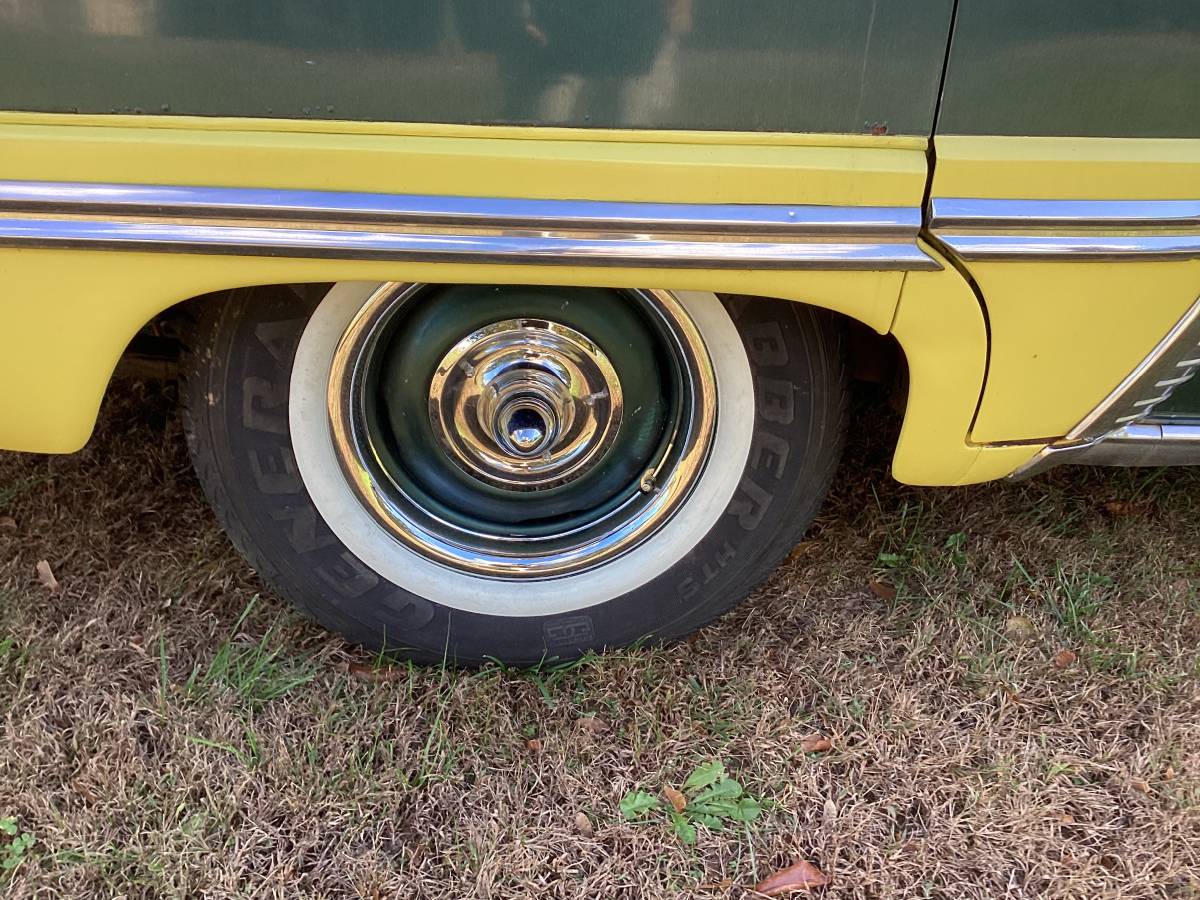 Desota-sedan-1953-green-3