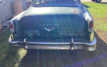 Desota-sedan-1953-green-4